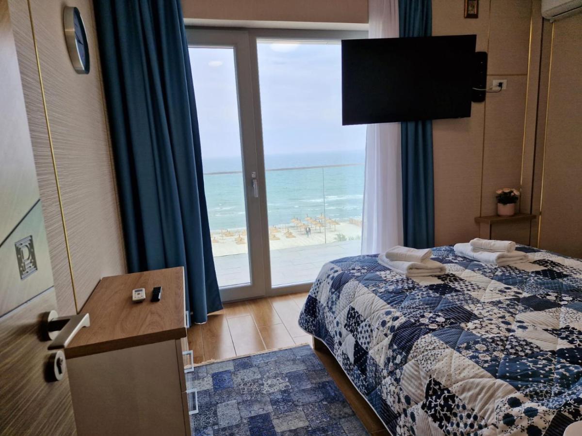 Appartamento Promenada Sea View Năvodari Esterno foto