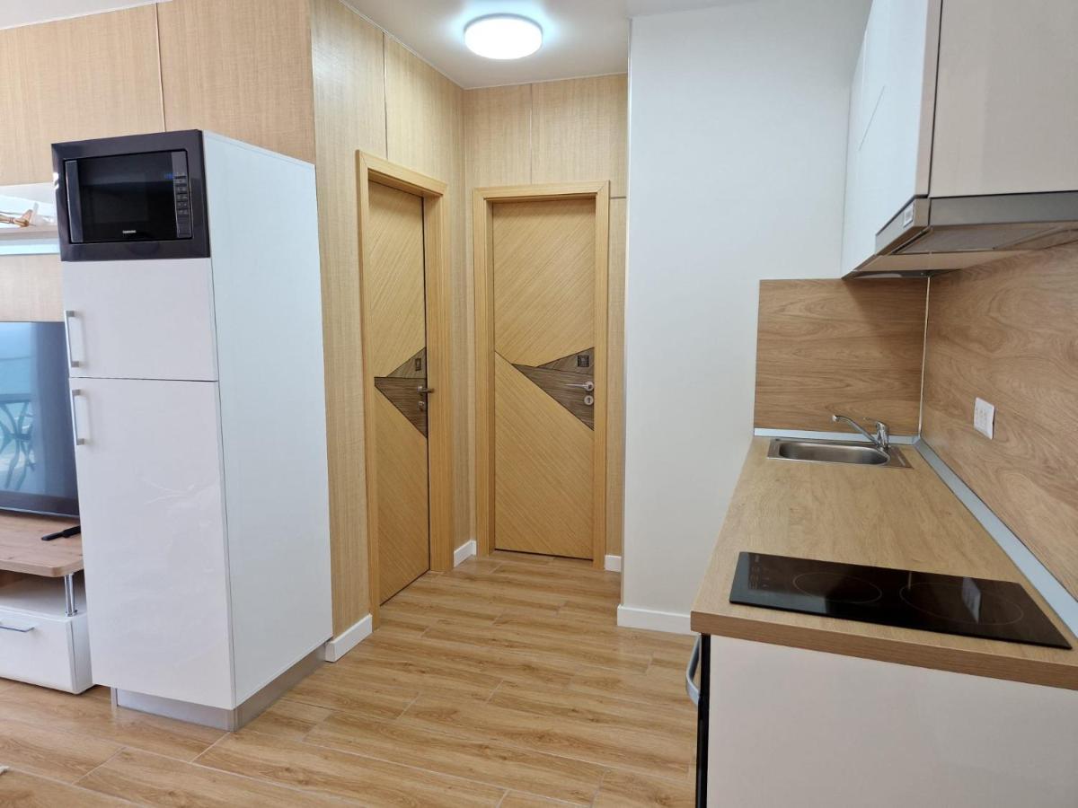 Appartamento Promenada Sea View Năvodari Esterno foto