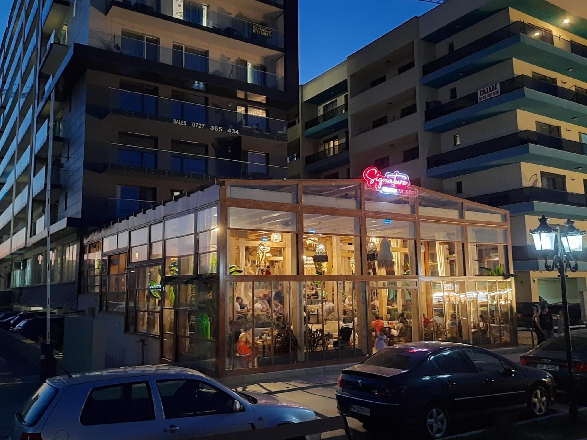 Appartamento Promenada Sea View Năvodari Esterno foto